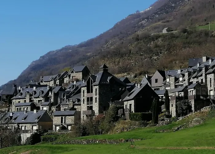 Colorful Appartement Near Luz-Saint-Sauveur